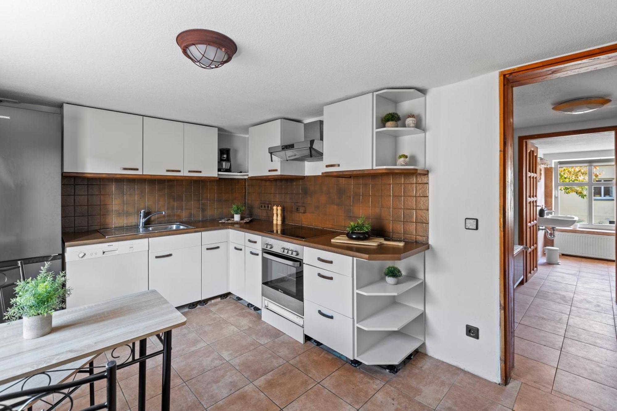 Sabina Monteurwohnung I 75 Zoll Tv I Kueche I Bad I Backofen I 特雷宾 外观 照片